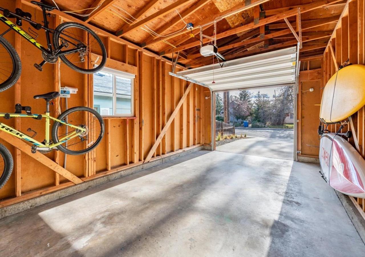 Mid Century Modern Boise-River Bungalow W/ Hot Tub Ngoại thất bức ảnh